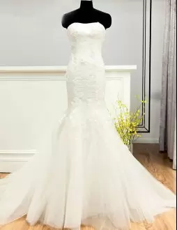 Free and Easy With Train White Wedding Dress Tulle Sweep Train Sleeveless Beading and Hand Made Flower
