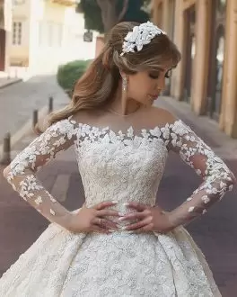 Long Sleeves Beading and Lace Zipper Wedding Gown with White Court Train