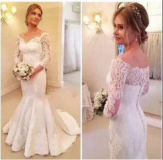 Customized Lace Off The Shoulder Long Sleeves Sweep Train Clasp Handle Lace Wedding Gown in White