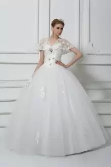 Great White Ball Gowns Beading and Appliques Wedding Gown Lace Up Tulle Short Sleeves Floor Length