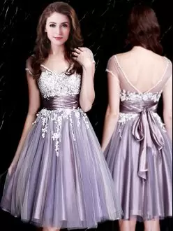 Low Price Lavender Empire V-neck Short Sleeves Tulle Knee Length Zipper Appliques and Belt Bridesmaids Dress