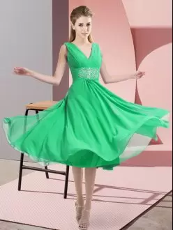 Charming Turquoise Empire V-neck Sleeveless Chiffon Knee Length Side Zipper Beading Dama Dress for Quinceanera