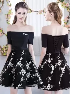 Custom Designed Black Organza Lace Up Quinceanera Dama Dress Short Sleeves Mini Length Appliques