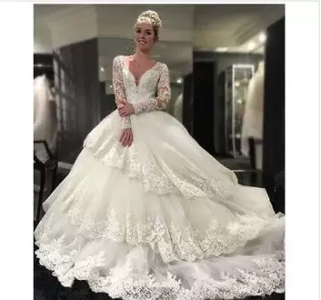White Ball Gowns Appliques Wedding Dresses Backless Tulle Long Sleeves