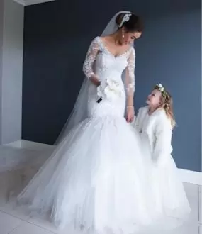 Perfect White V-neck Lace Up Lace Wedding Dresses Brush Train Half Sleeves