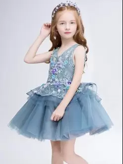 Amazing V-neck Sleeveless Lace Up Girls Pageant Dresses Grey Tulle Lace and Appliques