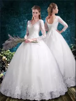 Fitting White Lace Up V-neck Lace Wedding Dress Tulle 3 4 Length Sleeve