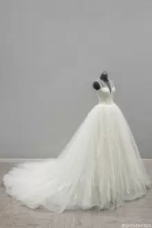 White Zipper Scoop Ruching Wedding Dresses Tulle Sleeveless Court Train